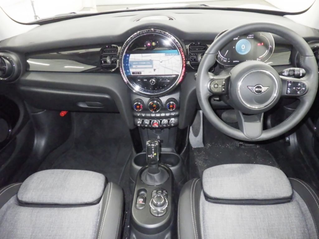 2024 MINI ミニ auction photo 3