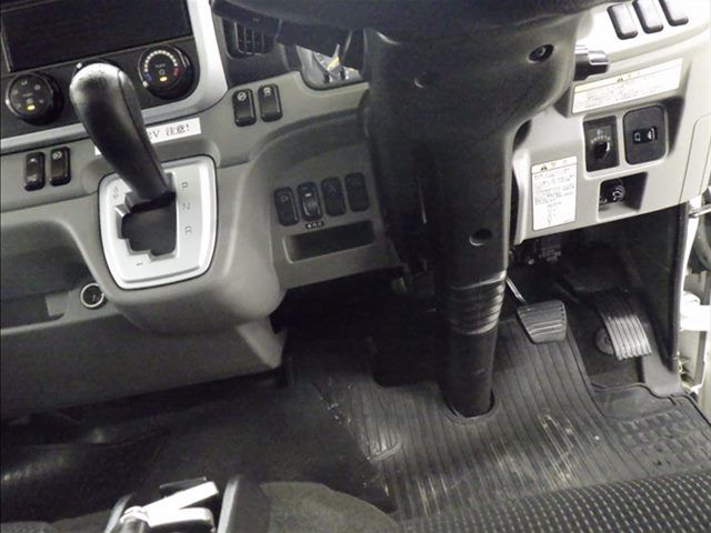 2021 Mitsubishi Fuso Canter Refrigerated and frozen trucks auction photo 8