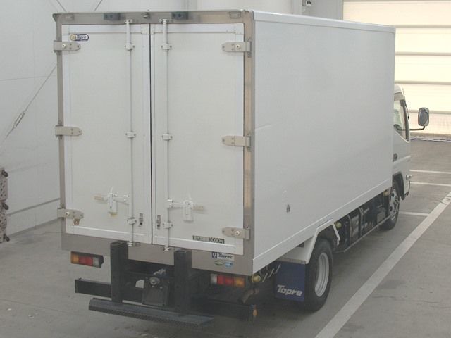 2021 Mitsubishi Fuso Canter Refrigerated and frozen trucks auction photo 2