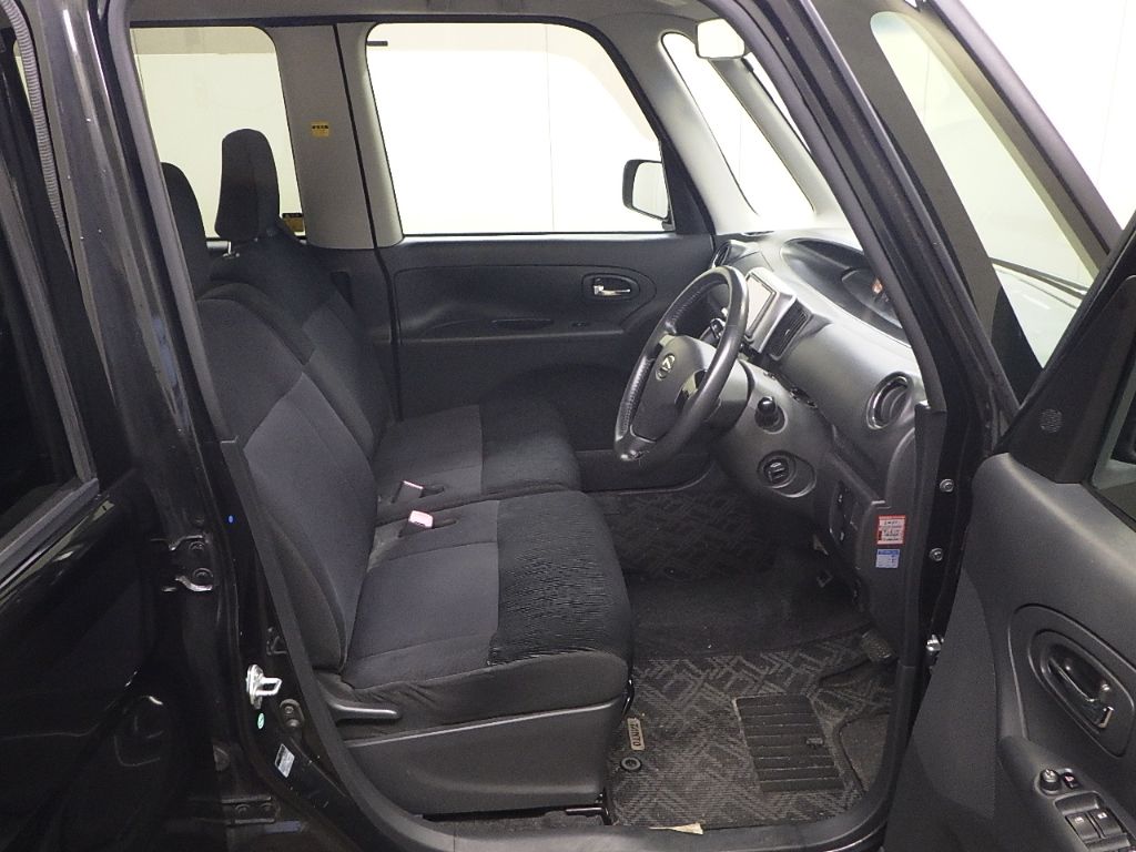 2012 Daihatsu Tanto Custom X auction photo 6