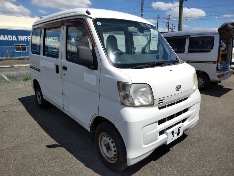 2014 Daihatsu ハイゼット カーゴ auction photo 4