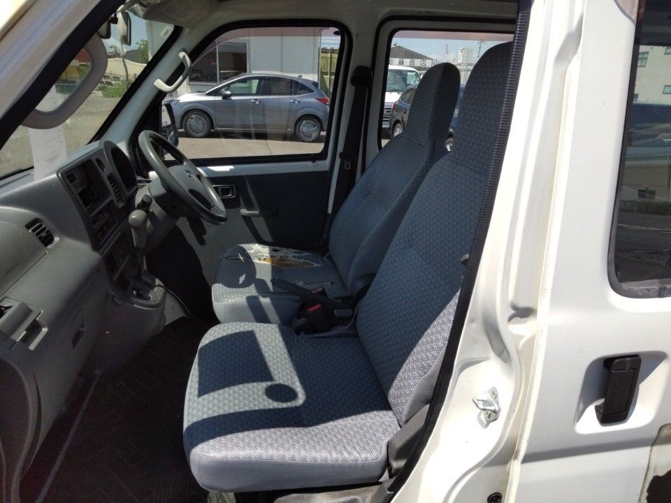 2014 Daihatsu ハイゼット カーゴ auction photo 16