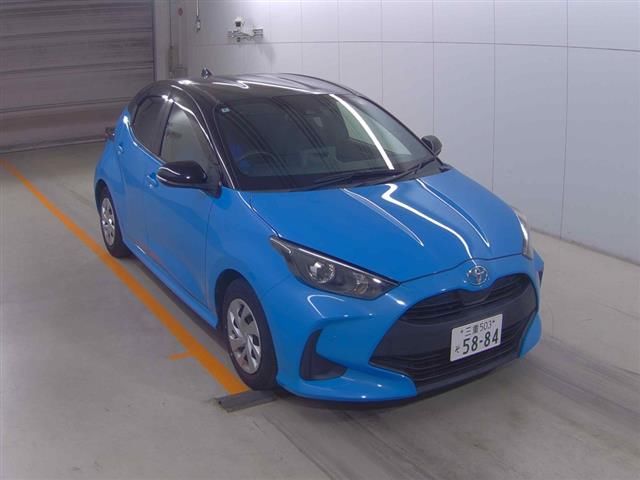 2020 Toyota Yaris G Japan auction vehicle