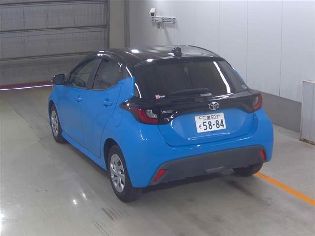 2020 Toyota Yaris G auction photo 2