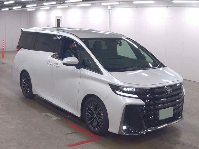 2025 Toyota Vellfire Z Premier Japan auction vehicle