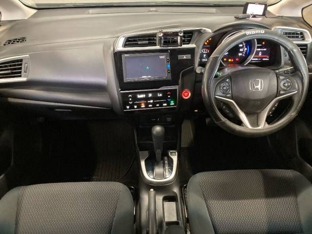 2017 Honda Fit 13G・L ホンダセンシング auction photo 2