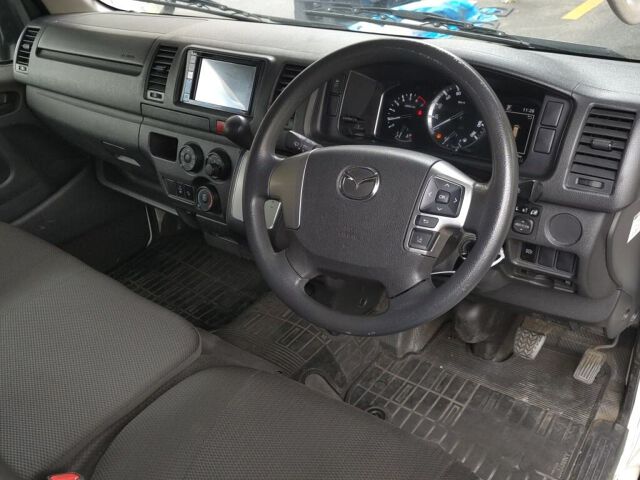 2021 Mazda ボンゴブローニイバン GL auction photo 3