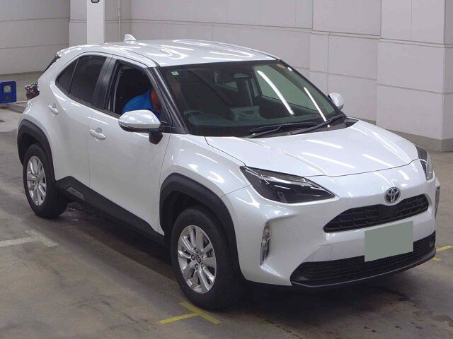 Japan Auction Vehicles 8 2025 Toyota Yaris Cross G 4WD auction photo