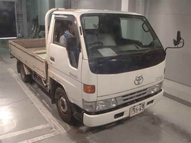 Japan Auction Vehicles 10 2000 Toyota Dyna 1.5t auction photo