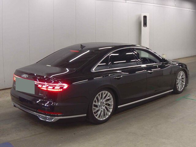 2018 Audi A8 60TFSIクワトロ 4WD auction photo 5