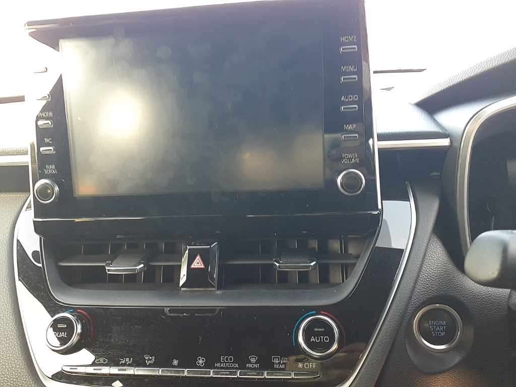 2023 Toyota Corolla Cross S auction photo 12