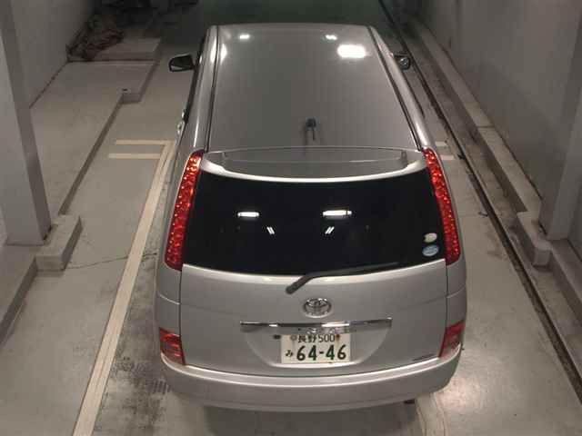 2005 Toyota Isis 4WD L auction photo 6
