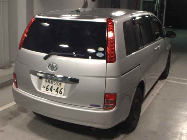2005 Toyota Isis 4WD L auction photo 4