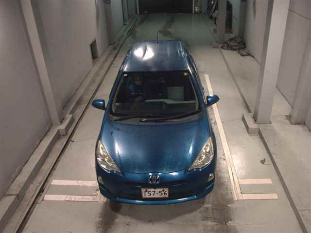 2014 Toyota Aqua S auction photo 6