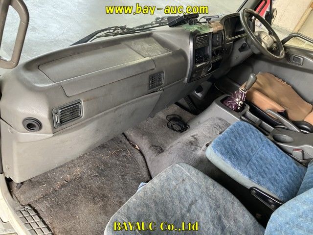 1999 Mitsubishi Fuso Fighter auction photo 5