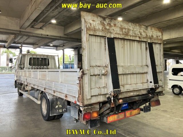 1999 Mitsubishi Fuso Fighter auction photo 2
