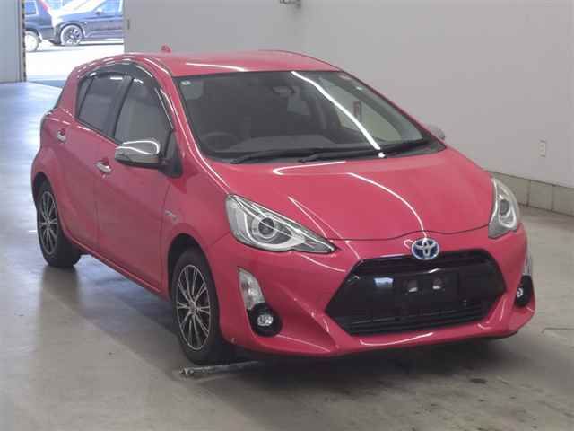 2016 Toyota Aqua S Japan auction vehicle