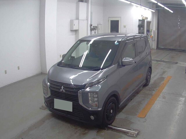 2022 Mitsubishi eKクロス T auction photo 4
