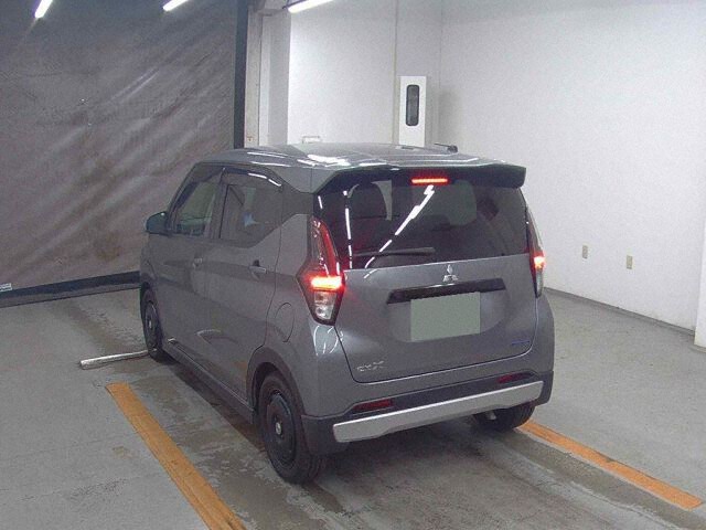 2022 Mitsubishi eKクロス T auction photo 2