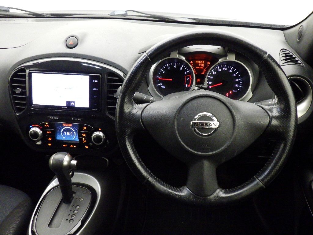 2014 Nissan Juke 15RX Type V auction photo 3