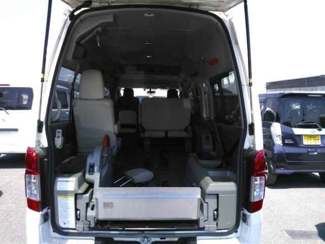 2016 Nissan NV350 Caravan Chair Cab auction photo 10