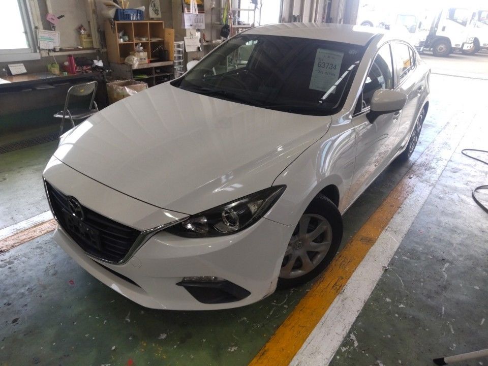 Japan Auction Vehicles 21 2015 Mazda Axela auction photo