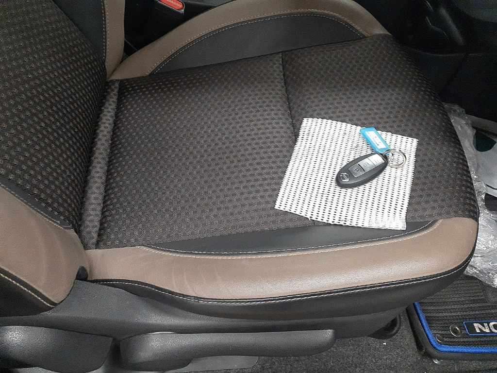 2018 Nissan Note e-パワー メダリスト auction photo 10