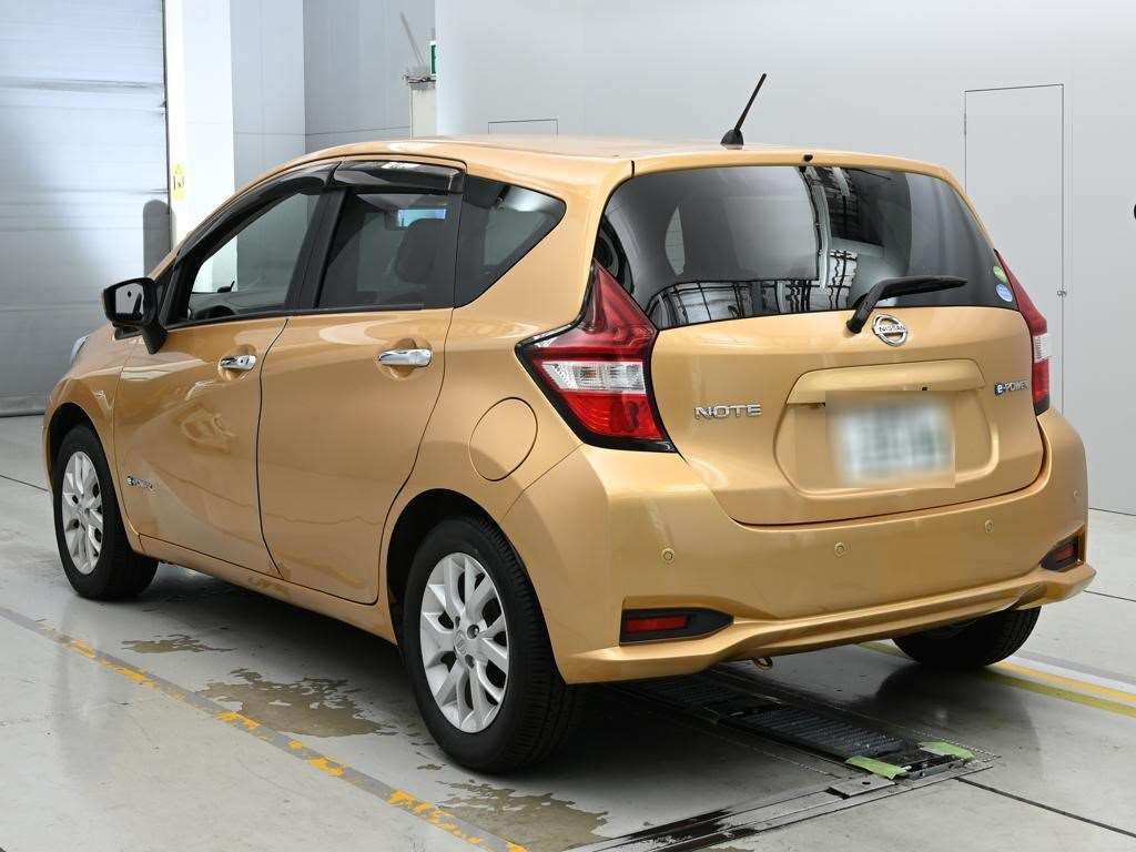 2018 Nissan Note e-パワー メダリスト auction photo 6