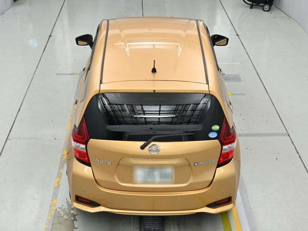 2018 Nissan Note e-パワー メダリスト auction photo 8