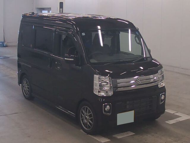 2023 Suzuki Every Wagon PZ Turbo Special 4WD Japan auction vehicle