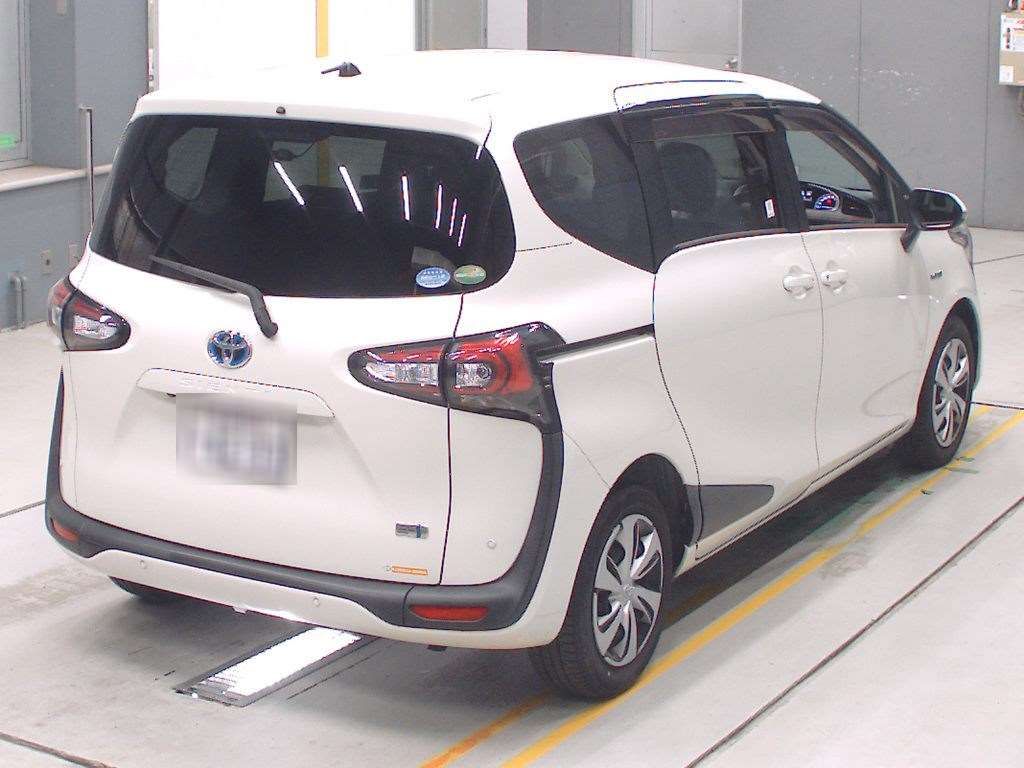 2020 Toyota Sienta ハイブリッドG クエロ auction photo 2