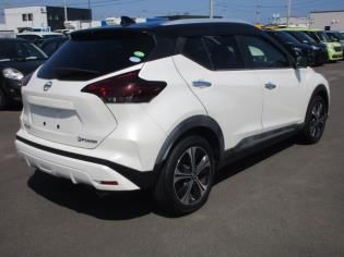 2021 Nissan Kicks X auction photo 2