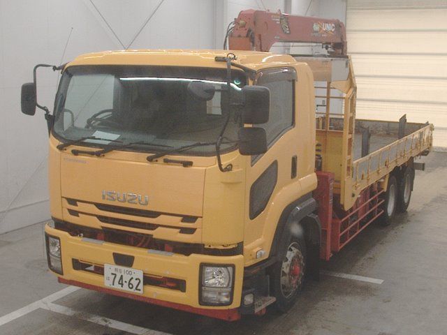Japan Auction Vehicles 10 2019 Isuzu Forward クレーン付 auction photo