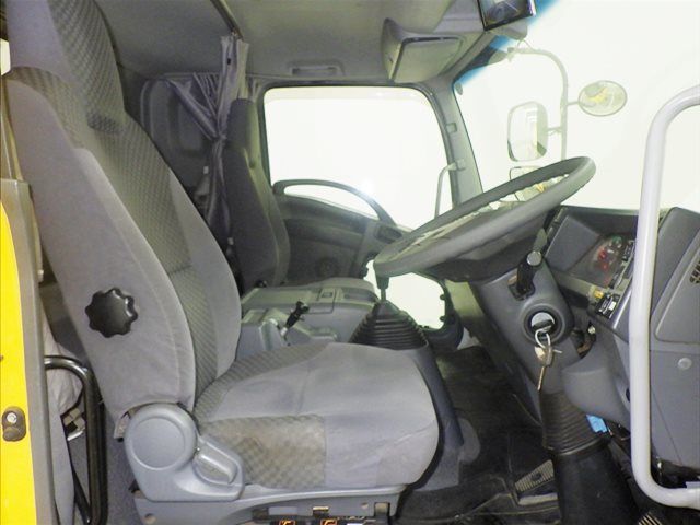 2019 Isuzu Forward クレーン付 auction photo 5