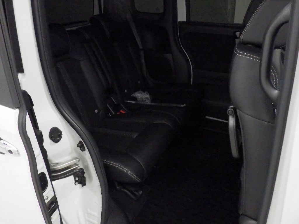 2021 Honda N-BOX カスタムLターボ auction photo 7
