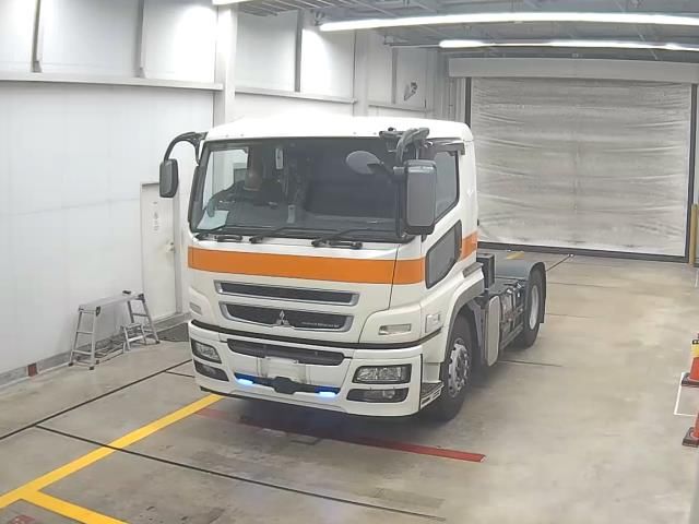Japan Auction Vehicles 10 2017 Mitsubishi Fuso tractor auction photo