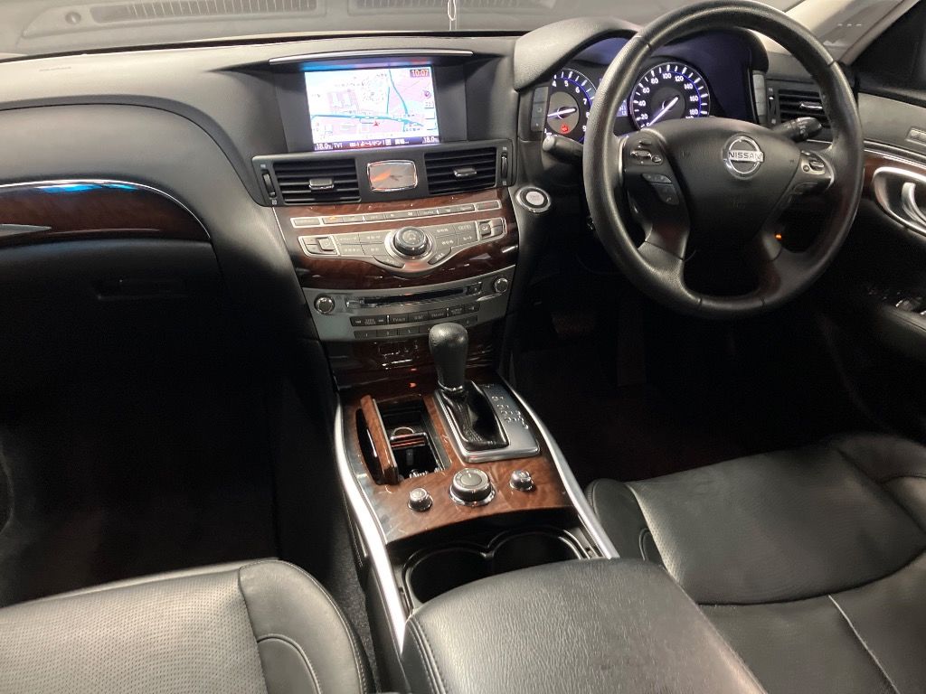 2012 Nissan Fuga ベースグレード auction photo 3