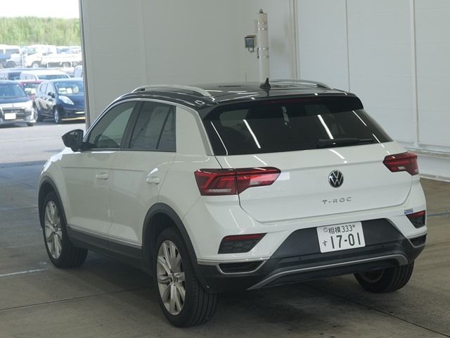 2022 Volkswagen VW T-ロック TDI スポーツ auction photo 2