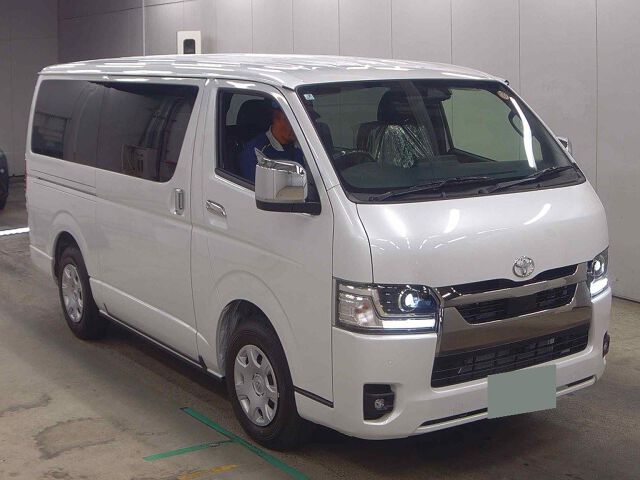 Japan Auction Vehicles 8 2026 Toyota Hiace LスーパーGLダーク2 auction photo