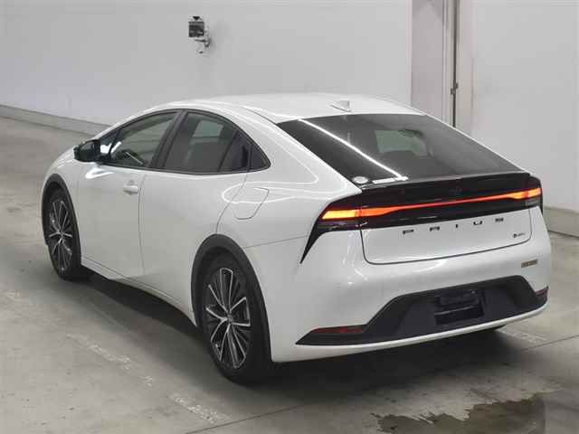 2023 Toyota Prius G auction photo 2