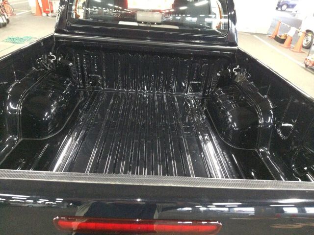 2021 Toyota Hilux Z 4WD auction photo 3