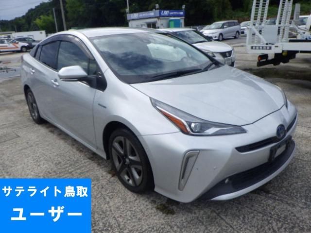 Japan Auction Vehicles 5 2019 Toyota Prius Aツーリングセレクション 9インチナビ auction photo