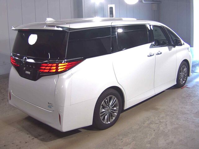 2023 Toyota Alphard Z 4WD auction photo 5