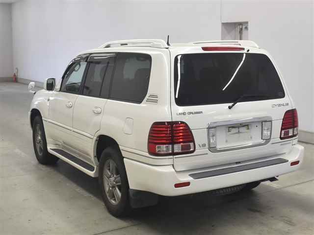 2006 Toyota Land Cruiser Cygnus auction photo 2