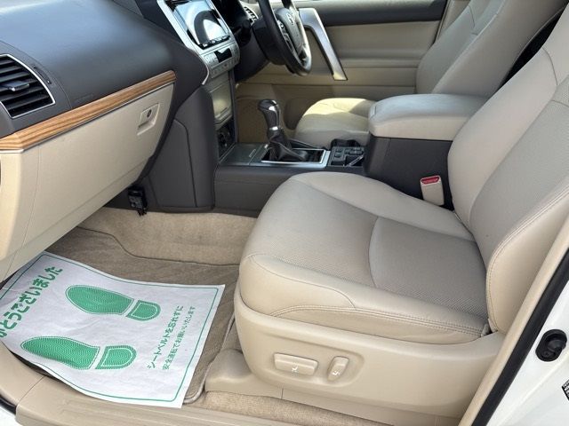 2021 Toyota ランクルプラド 4WD TX L Package auction photo 9