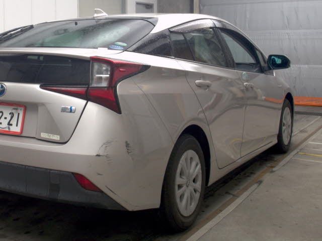 2019 Toyota Prius S auction photo 5