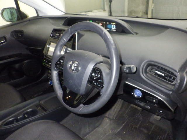 2019 Toyota Prius S auction photo 3