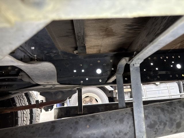 2006 Isuzu Elf ヒラ auction photo 13