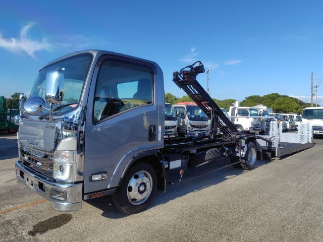 2023 Isuzu Elf Seksai auction photo 4