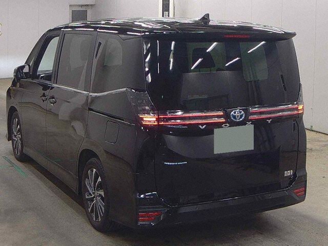 2025 Toyota Voxy ハイブリッドS-Z auction photo 2